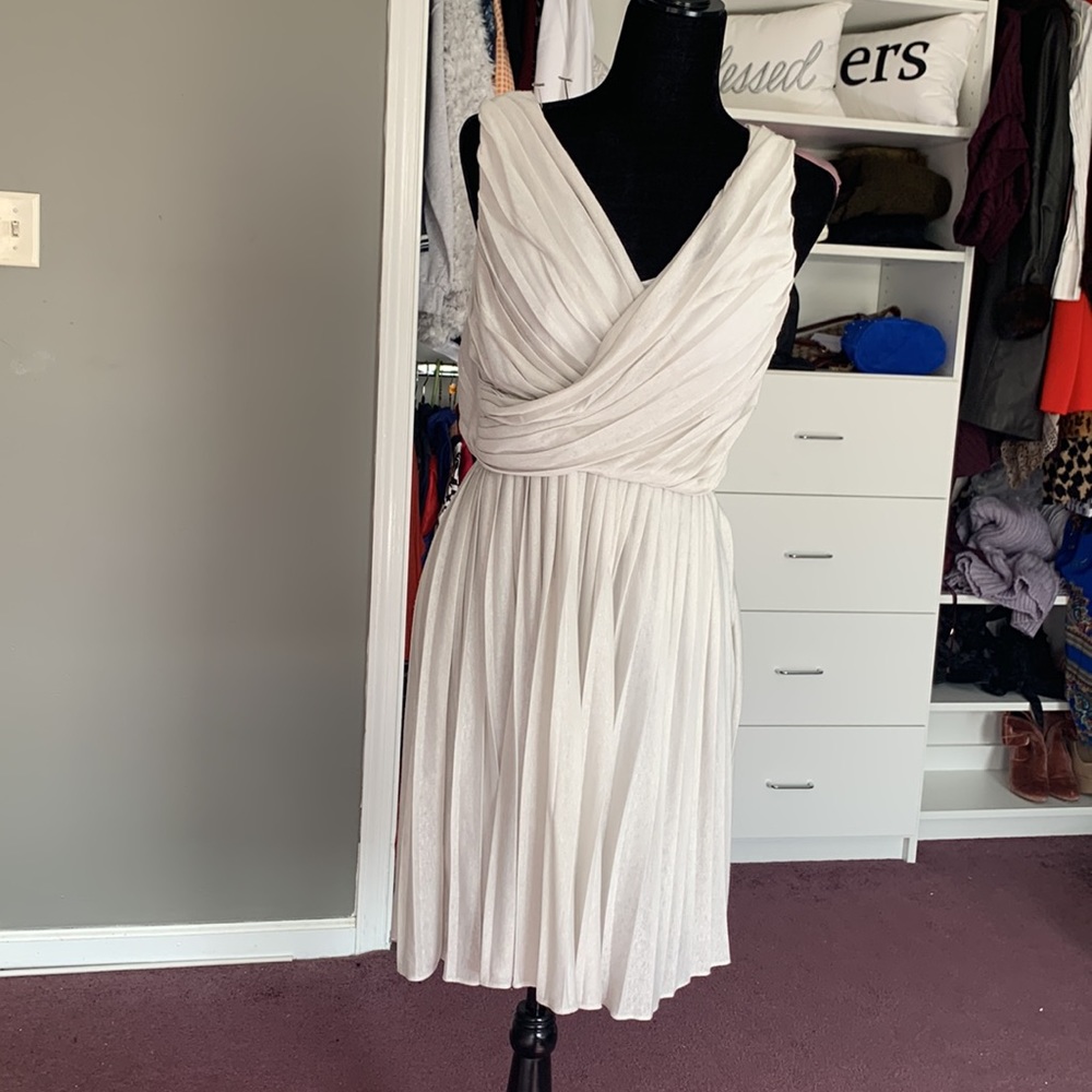 ✨ Ali Ra Fully Pleated A-Line Dress – Size 4 – Never Worn! ✨